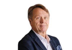 Puolivartalokuva Jukka Vuokilasta